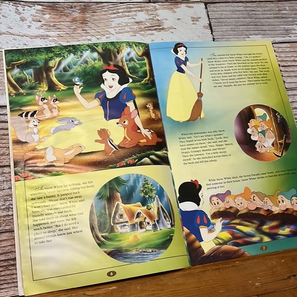 The Walt Disney Princess Treasure Chest Set (No Box) - Picture 8 of 15